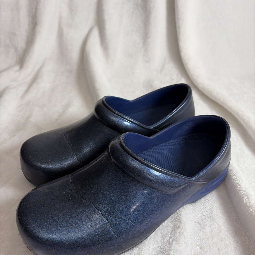 Slip‎ On Nursing Clogs Women's 9 Blue Glitter Comfortable Shoes